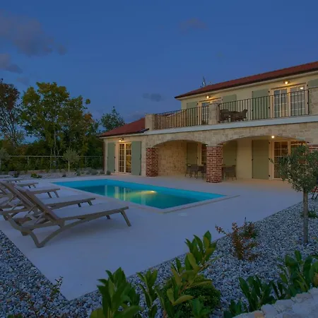 Adria Villa Rasopasno