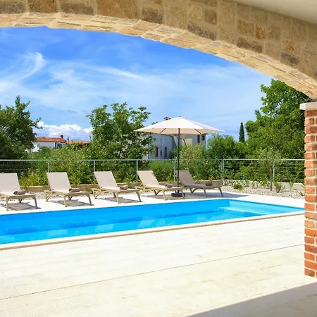 Villa Adria *