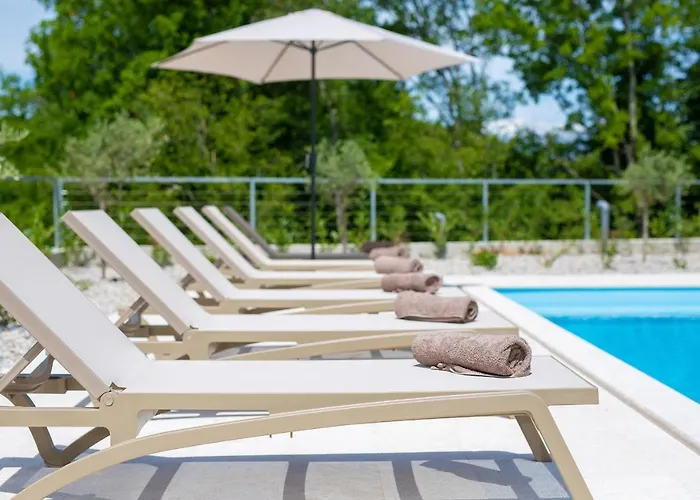 ヴィラ Adria Rasopasno