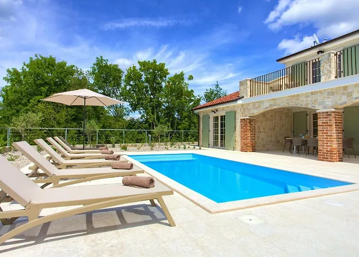 ヴィラ Adria Rasopasno